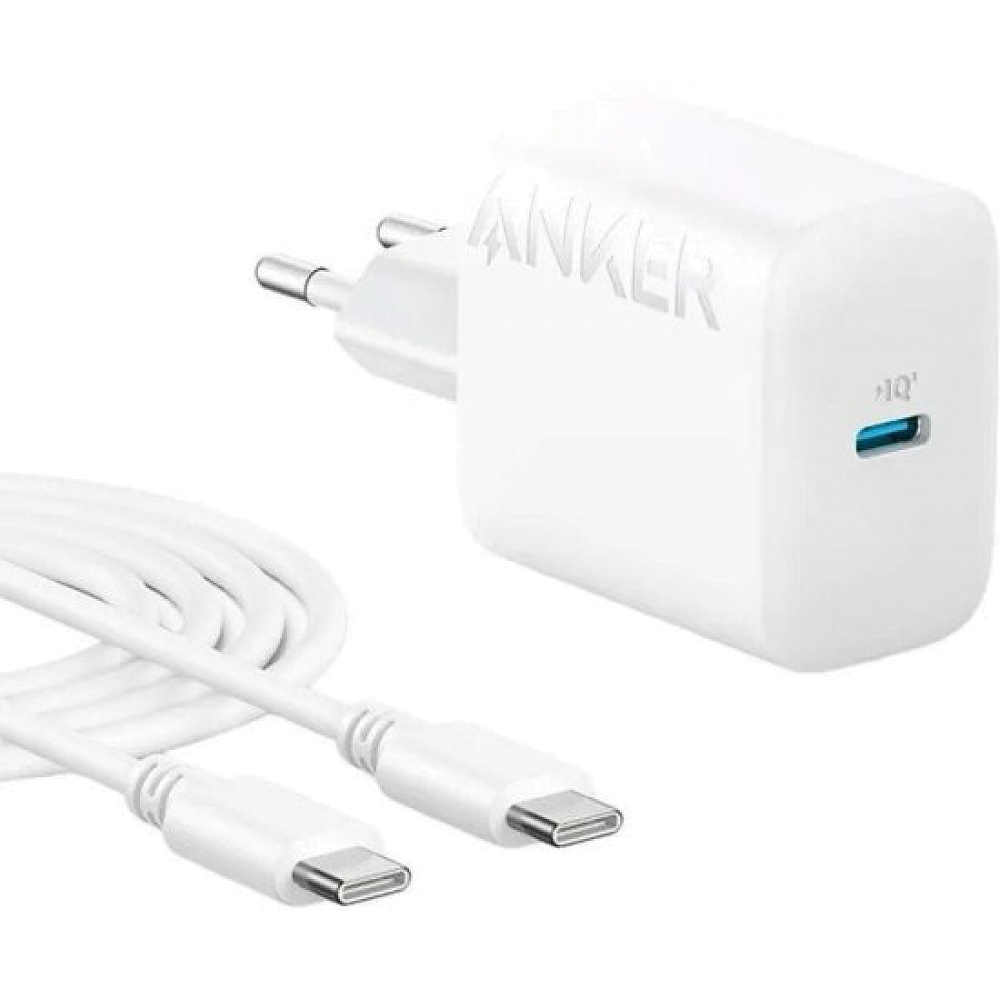 מטען קיר קומפקטי של Anker בצבע לבן עם יציאת USB-C אחת בחזית. כולל תקע אירופאי דו־פיני, עיצוב מינימליסטי ולוגו ANKER מוטבע על גוף המטען.