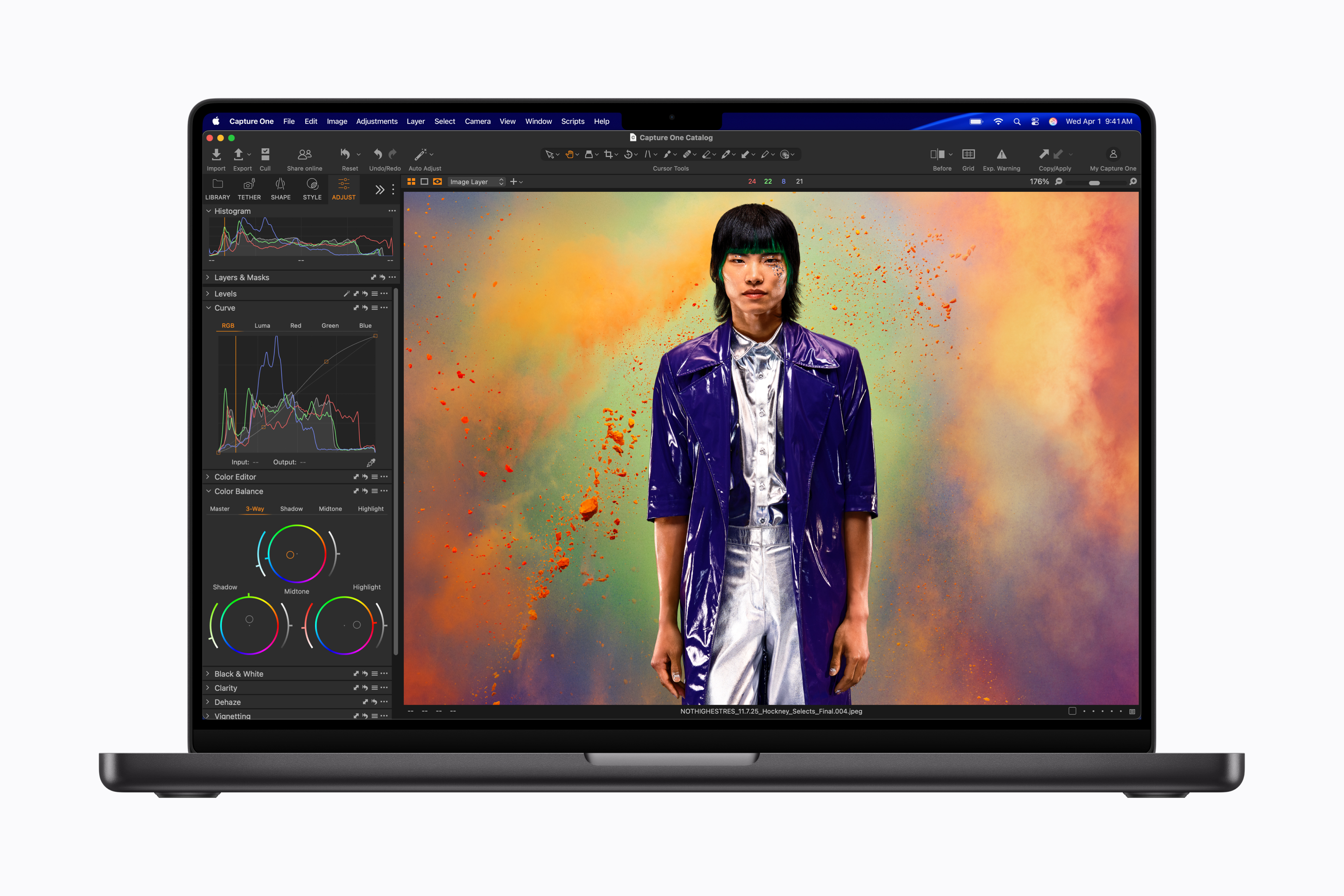 MacBook Pro עם שבבי M5 Pro ו-M5 Max – עוצמה מקצועית ו-AI מתקדם בדור חדש